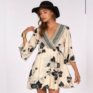 Billabong Divine floral Print Wrap Dress S